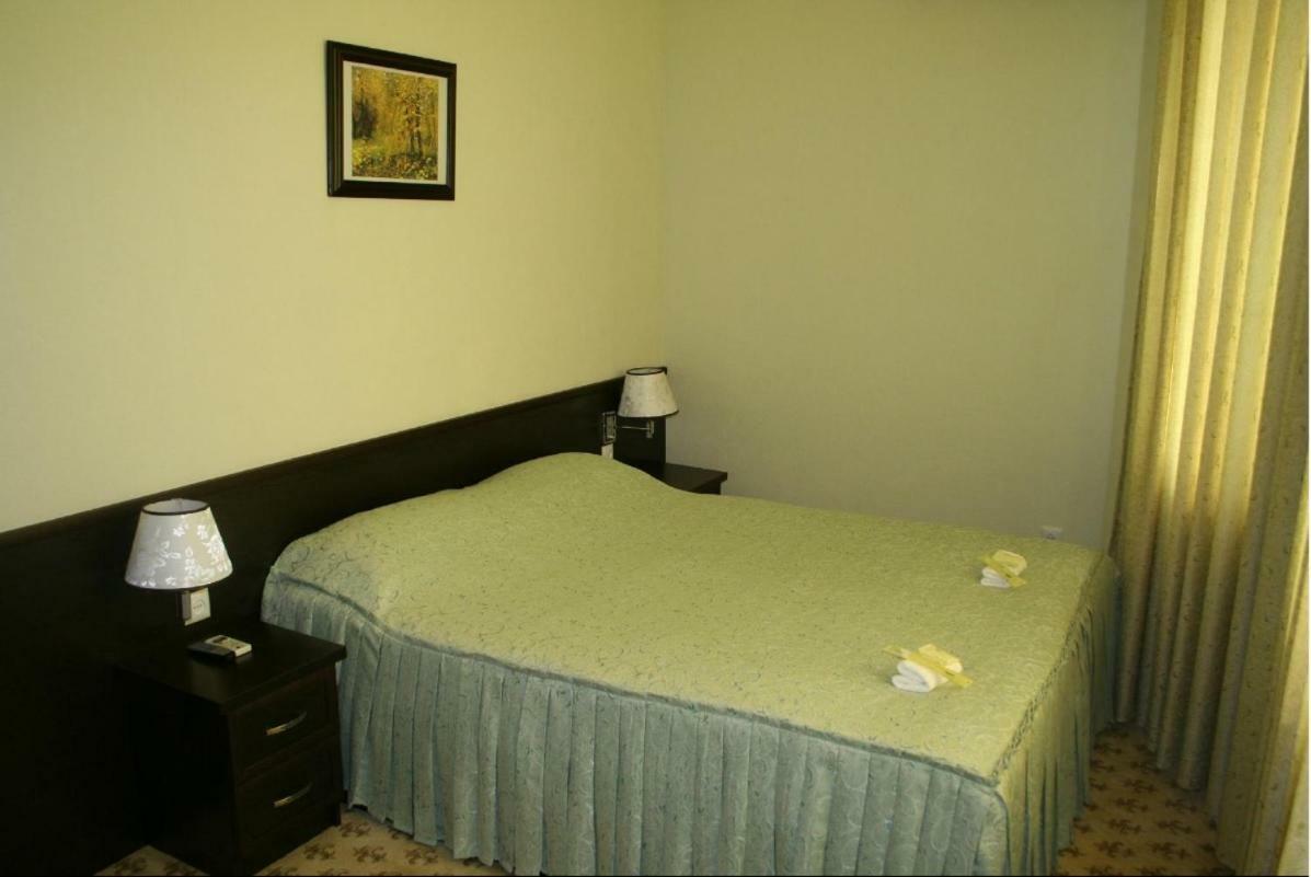 Royal Nukus Otel Dış mekan fotoğraf